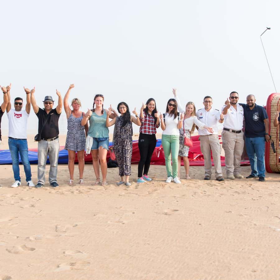 Dubai: Sunrise Hot Air Balloon Tour with E-Certificate - Looking for camels, oryx, and gazelles
