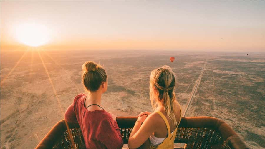 Dubai: Sunrise Hot Air Balloon Tour with E-Certificate - Who should book this balloon ride?