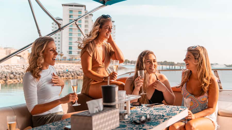 Dubai: Sunset & Night Cruise with Bites and Drinks - Key points to know before booking