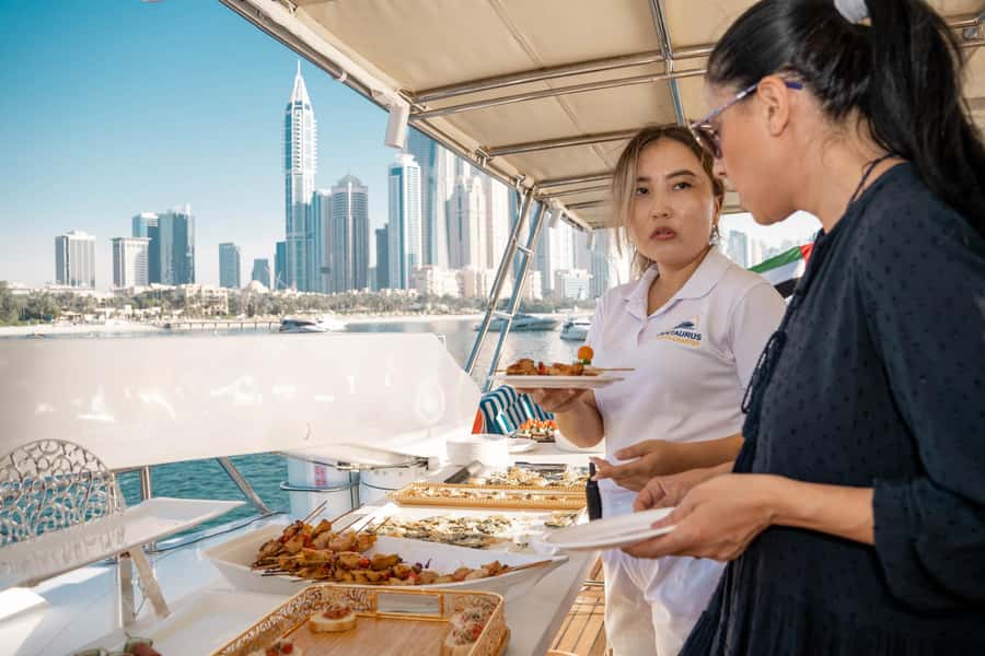 Dubai: Sunset & Night Cruise with Bites and Drinks - What the $67 cruise actually gives you