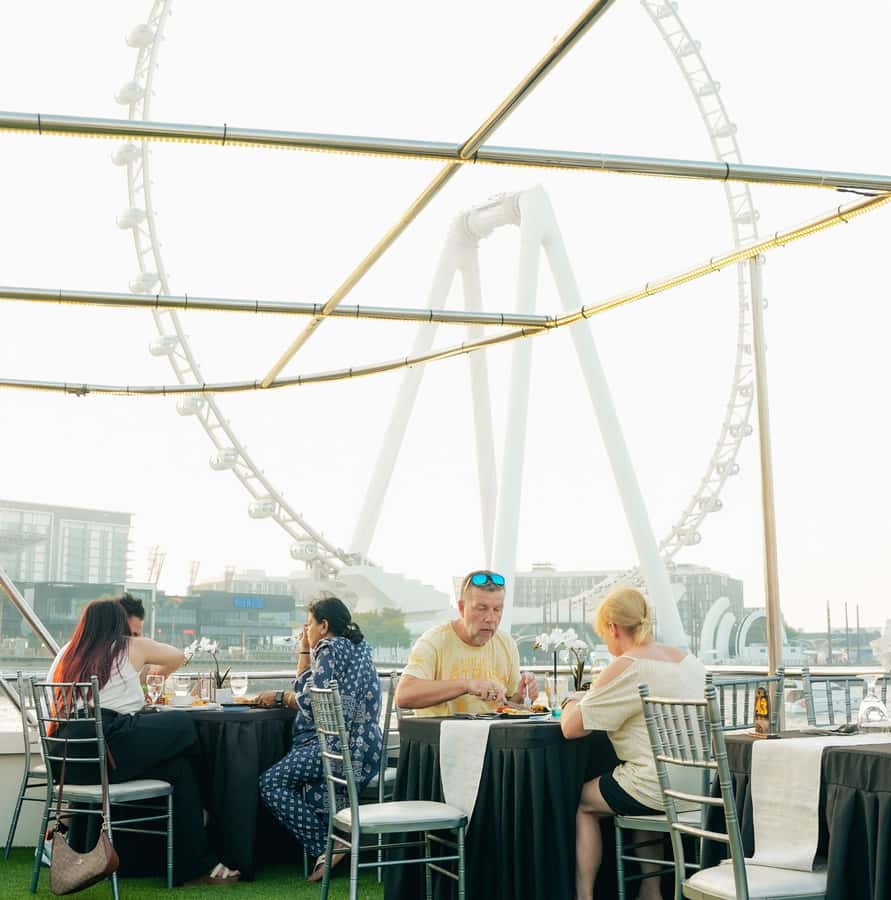 Dubai: Sunset or Dinner Cruise with Live Music & Open Bar - How much value do you get for $51?