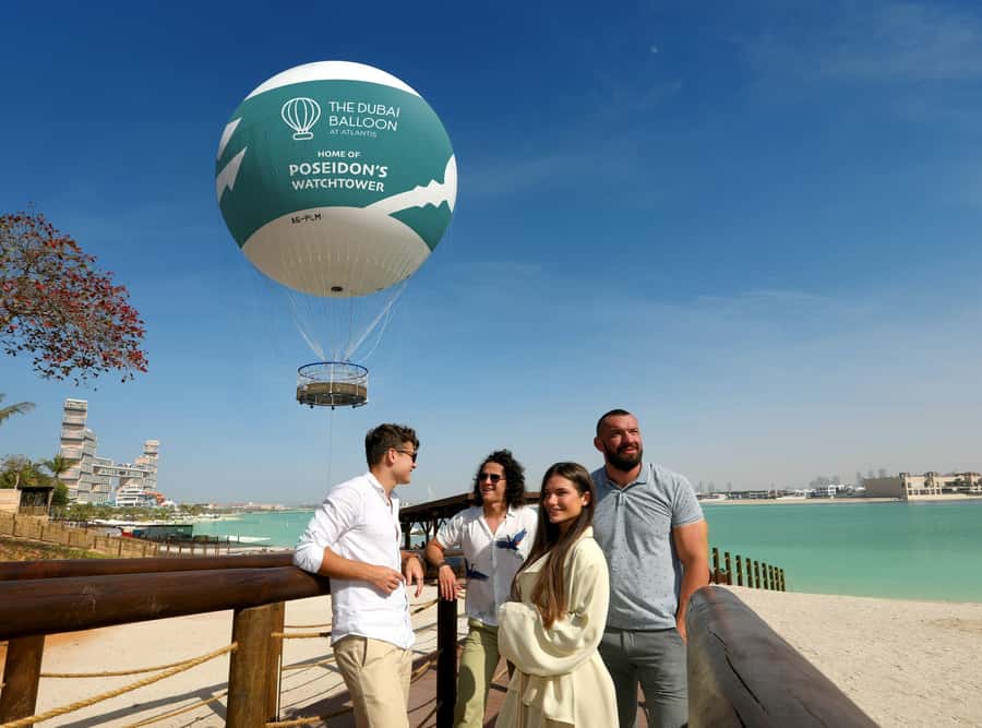 Dubai: The Dubai Balloon at Atlantis - What the 10-minute flight feels like