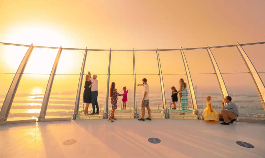 Dubai: The View At The Palm Ticket & 1.5 Afternoon Yacht - What the Palm view tells you