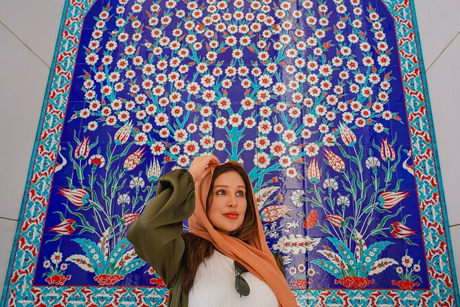 Dubai To Abu Dhabi: Grand Mosque, Royal Palace & Etihad Towers - Why the Grand Mosque makes this Dubai day trip worthwhile