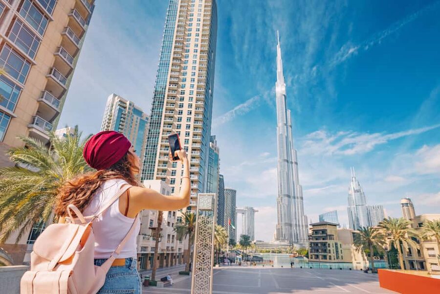 Dubai Top Highlights: Frame Entry, Souks, Abra & Street Food - The tour in five useful points