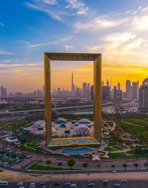 Dubai Top Highlights: Frame Entry, Souks, Abra & Street Food - Gold Souk and Spice Souk, shopping with a purpose