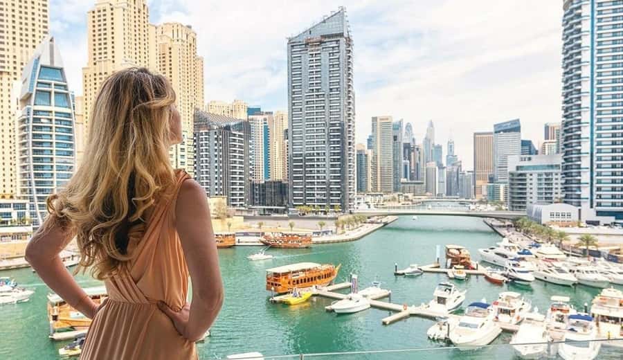 Dubai: Traditional and Modern Tour with Burj Khalifa Ticket - Why this tour works for a first day in Dubai