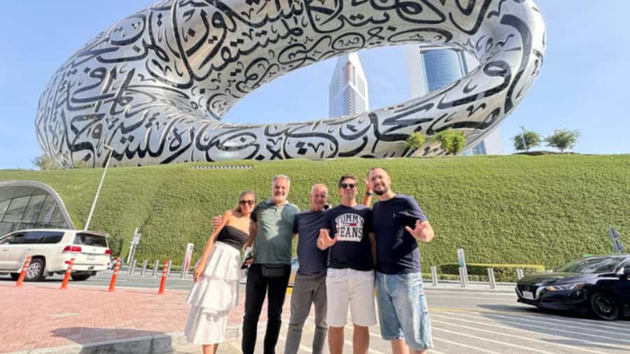 Dubai: Traditional and Modern Tour with Burj Khalifa Ticket - Crossing Dubai Creek by abra