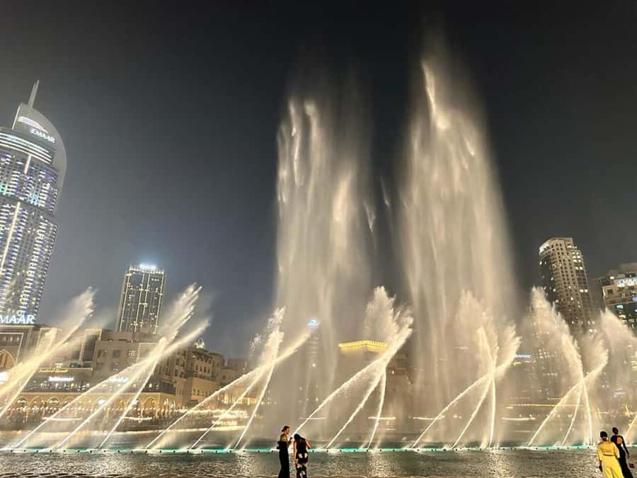 Dubai: VIP Private City Tour with Burj Khalifa Entry Tickets - Dubai Mall and the Dubai Fountain