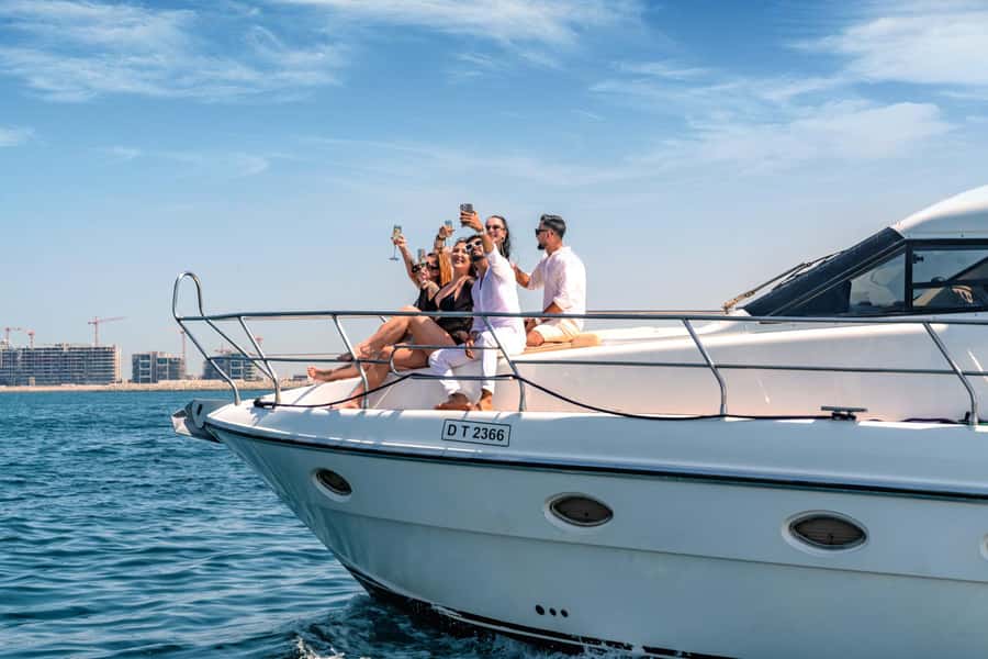 Dubai Yacht Tour - Boat Trip upto 12 guests Private event - Quick Points To Know