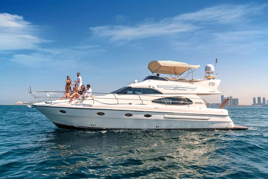 Dubai Yacht Tour - Boat Trip upto 12 guests Private event - Why See Dubai From a Private Yacht?