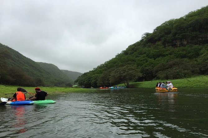 East & West Salalah Combination Tour - Darbat Waterfall, Mughsail - Samharam, the frankincense port beside Khor Rori