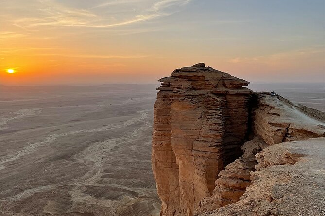 Edge Of The World Hike(Dinner under stars,village,bats cave,camp) - Sunset at the Edge of the World is the payoff