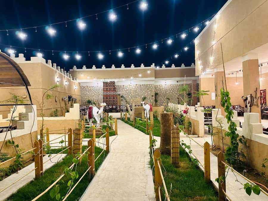 Edge of The World Riyadh,Camel Ride ,Bat Cave Visit & Dinner - The bat cave adds a welcome sense of adventure