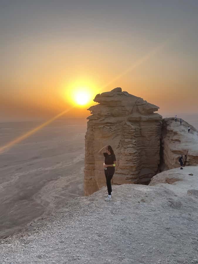 Edge of The World Riyadh,Camel Ride ,Bat Cave Visit & Dinner - Dinner at the resort closes the day well