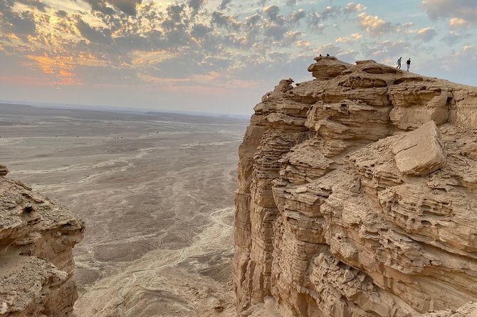 Edge of the World with 4x4 vehicles, sunset Dinner and stargazing - Why the Edge of the World is worth the drive