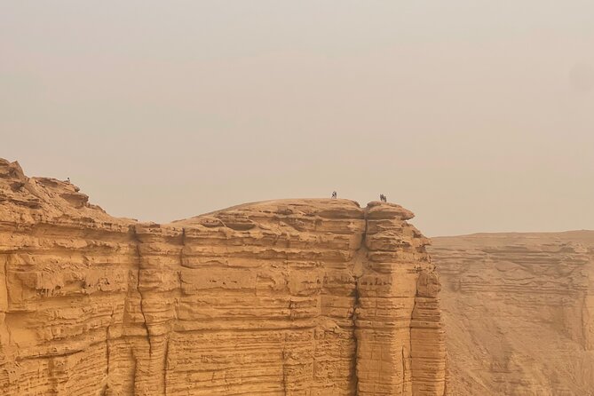 Edge of the World with 4x4 vehicles, sunset Dinner and stargazing - Guide service and communication