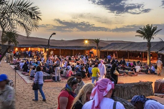 Evening Desert Safari Tour With Dinner & Entertainment - Sunset pictures on the open sand