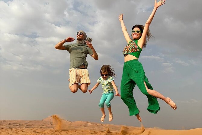 Evening Dubai Safari with BBQ, Dance Shows & Quad Biking optional - The red-dune drive near Big Red