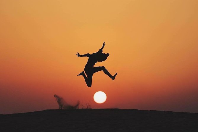 Evening Dubai Safari with BBQ, Dance Shows & Quad Biking optional - Guides make the biggest difference