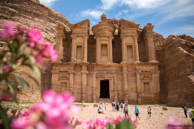 Experience Jordan Group Tour - 8 Days - Amman begins with old streets and Roman stone