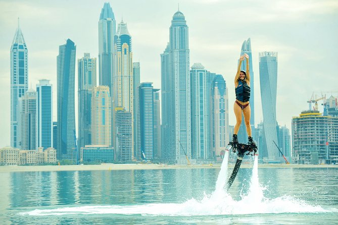 Flyboard Activity in Dubai - Your first minutes: instruction before speed