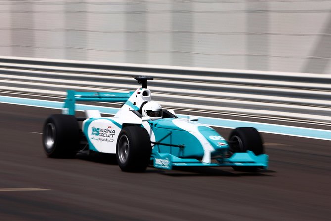 Formula Yas 3000 Driving Experience _ Full - Who should book the Yas 3000 experience