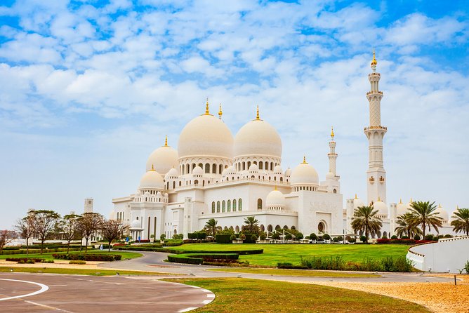 From Abu Dhabi: Grand Mosque, Qasr Al Watan Palace & Etihad Tower - Pickup, vehicles, and the practical side of the day