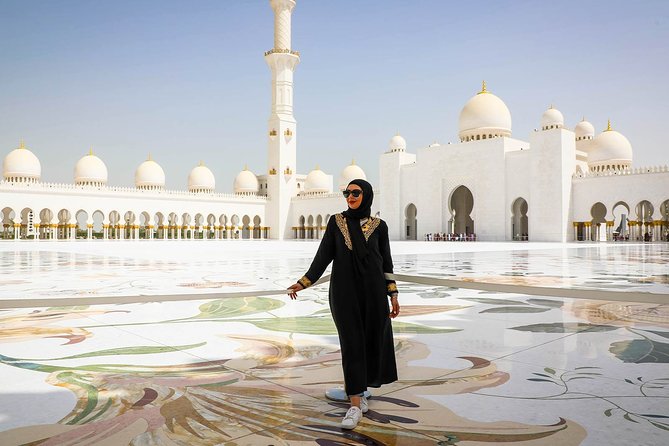 From Abu Dhabi: Sheikh Zayed Mosque, Royal Palace & Etihad Tower - Transport, pickup, and the real timetable