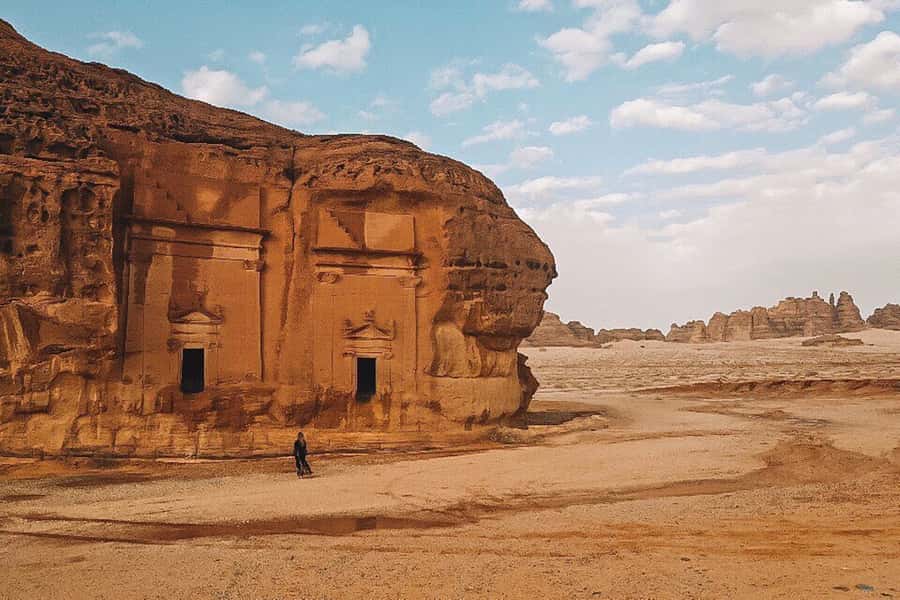 From AlUla: Hegra Tour - Riding to Hegra by bus