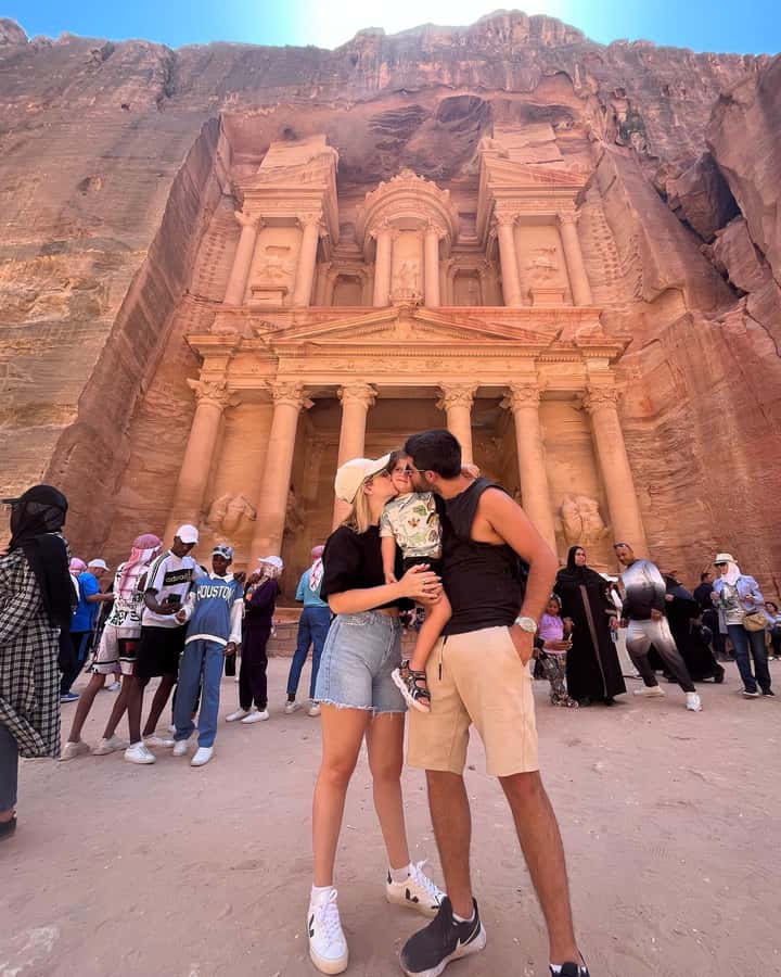 From Amman: Full-Day Private or Group Tour to Petra - The long road from Amman to Petra