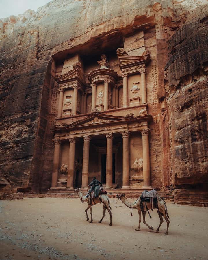 From Amman: Full-Day Private or Group Tour to Petra - Private or group: which version makes sense?