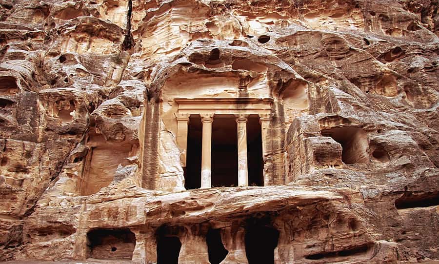 From Amman: Private Petra Day Trip with Guide - Key points to know before booking