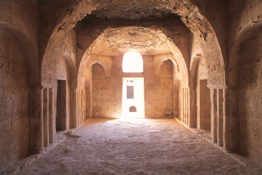 From Amman: Umayyad Desert Castles Tour with Transfer - What the six-hour format really means