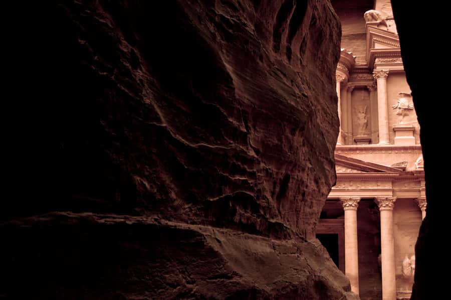 From Aqaba: Petra 1 Day Tour - What to bring and what to leave behind
