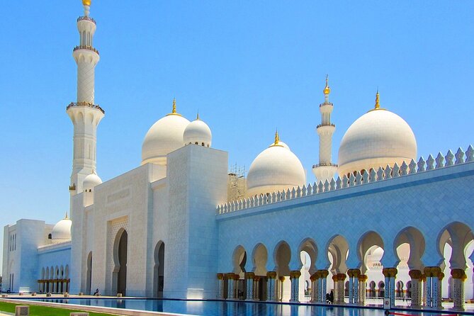From Dubai: Abu Dhabi Premium Full-Day Sightseeing Tour & Louvre - Transport, group size, and the rhythm of the day
