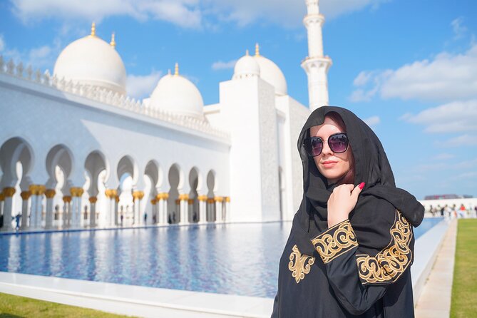 From Dubai: Abu Dhabi Sheikh Zayed Grand Mosque Guided Tour - Why Sheikh Zayed Grand Mosque deserves a full visit