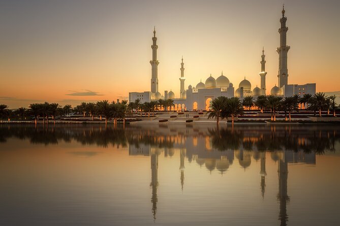 From Dubai: Abu Dhabi Sheikh Zayed Grand Mosque Guided Tour - What the guide adds