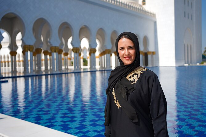 From Dubai: Abu Dhabi Sheikh Zayed Grand Mosque Guided Tour - Morning or afternoon departure?