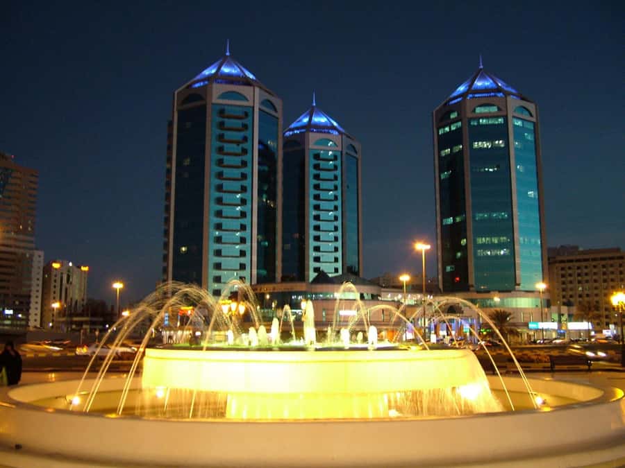 From Dubai: Sharjah Heritage & Culture Tour - Central Souq, carpets, jewelry, and a final look at Sharjah