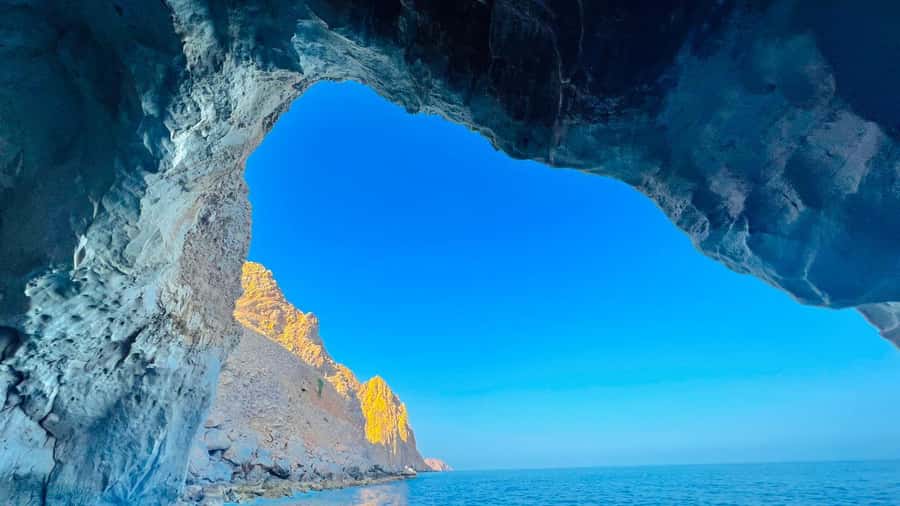 From Dubai/Sharjah/RAK: Dibba Musandam Trip & Dhow Cruise - Swimming, snorkeling, and the first water stop