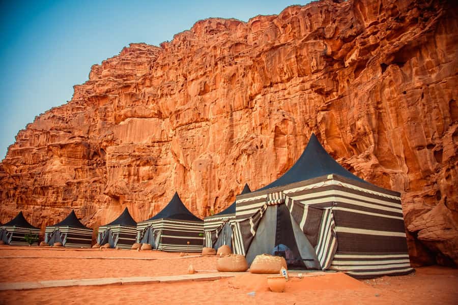 From Eilat: 2-Day Petra & Wadi Rum Tour with Camp Stay - Wadi Rum by Jeep, with time to look up