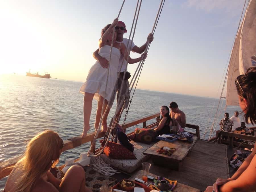 From Muscat: Dimaniyat Islands Snorkeling Tour - Equipment and boat safety considerations