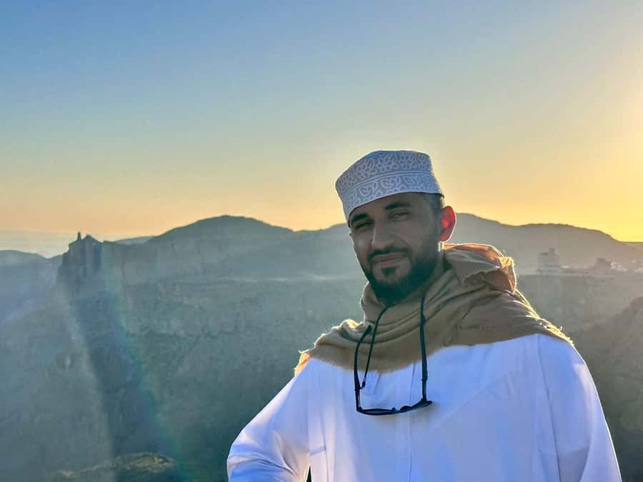 From Muscat: Nizwa and Jebel Shams Day Trip - Who should book this experience?