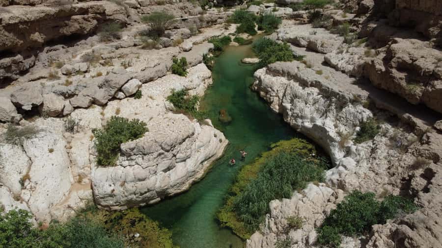From Muscat: Wadi Shab & Bimmah Sinkhole Full-Day Tour - Lunch, Bimmah Sinkhole, and the trip home