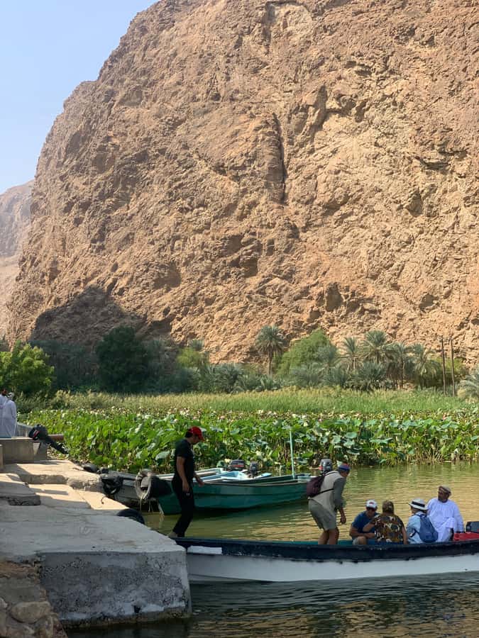 From Muscat: Wadi Shab & Sinkhole Private Tour & Free Lunch - Who should book this tour