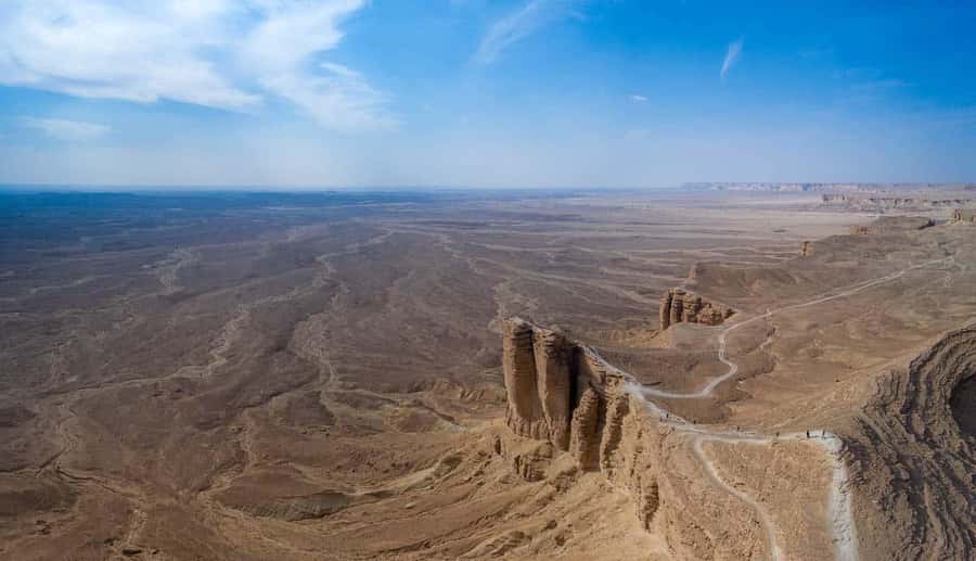 From Riyadh: Tuwaiq Mountains and Najd Plateau Day Trip - Key points to know before you book