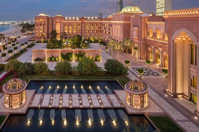 Full-Day Abu Dhabi City Guided Tour from Dubai - The Corniche gives you a quick city view