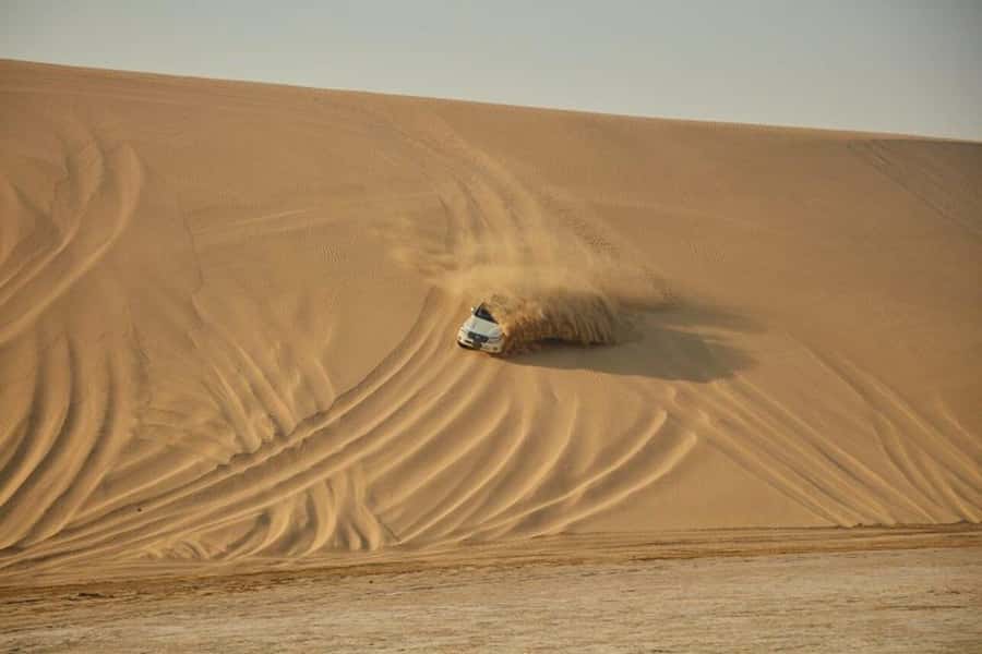 Full day desert safari with lunch or Dinner - Sunset, photographs, and the changing light