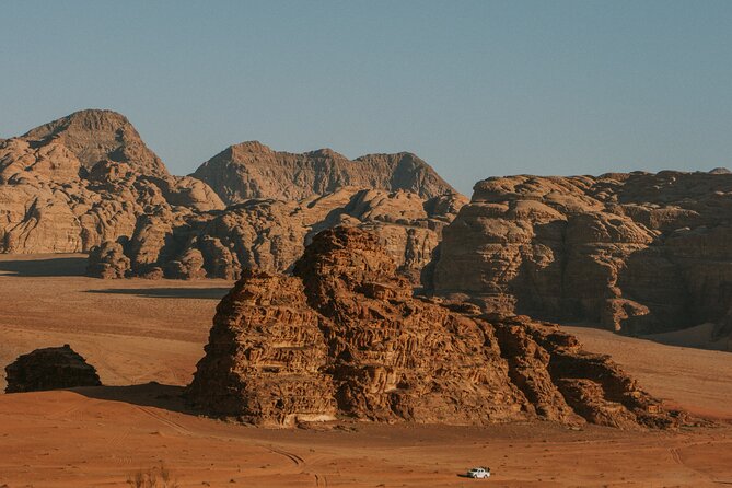 Full day Jeep Tour in Wadi Rum desert - Lunch beside a desert fire